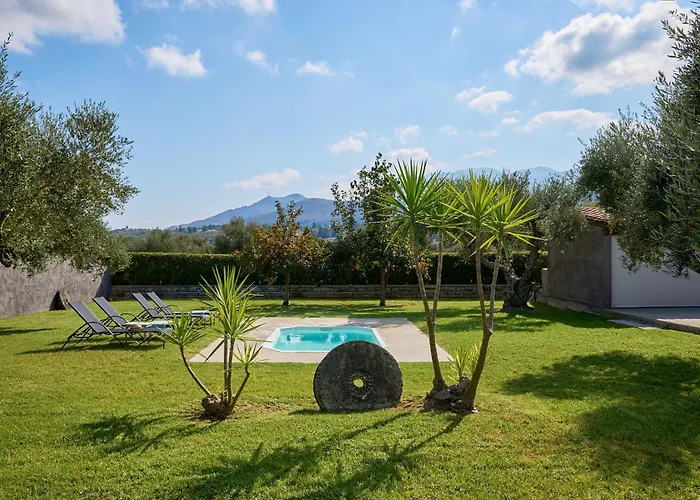 Felenia House - Summer Escape
