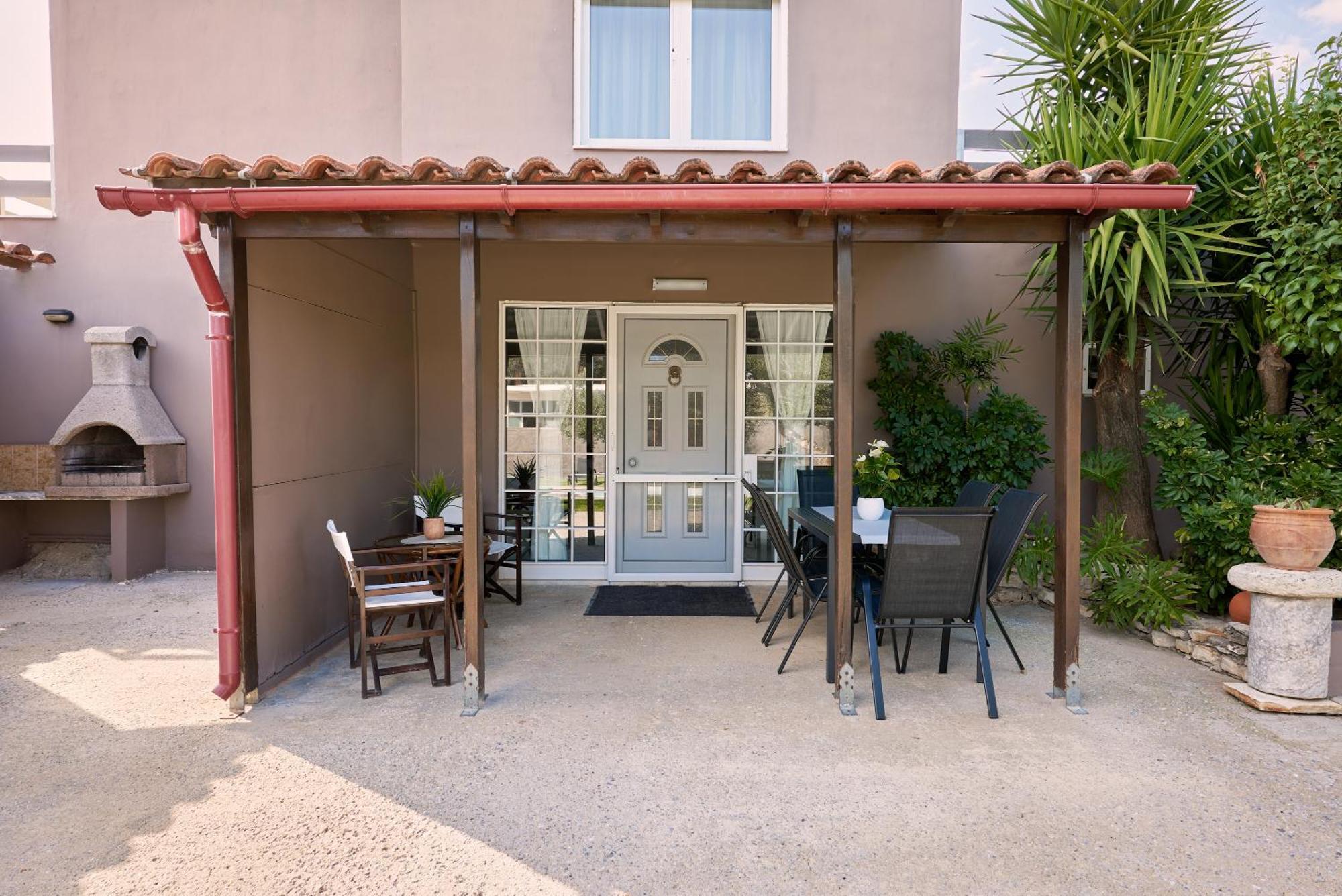 Felenia House - Summer Escape Ferienhaus *